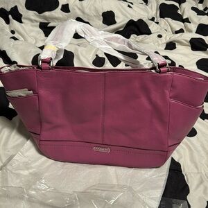 NWT coach park Carrie tote rose